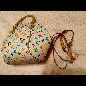 Purse - bowling ball style.